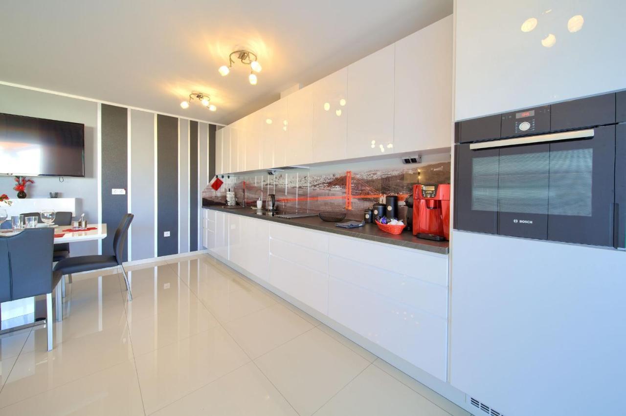 Apartment Crystal Aura Malinska Bagian luar foto